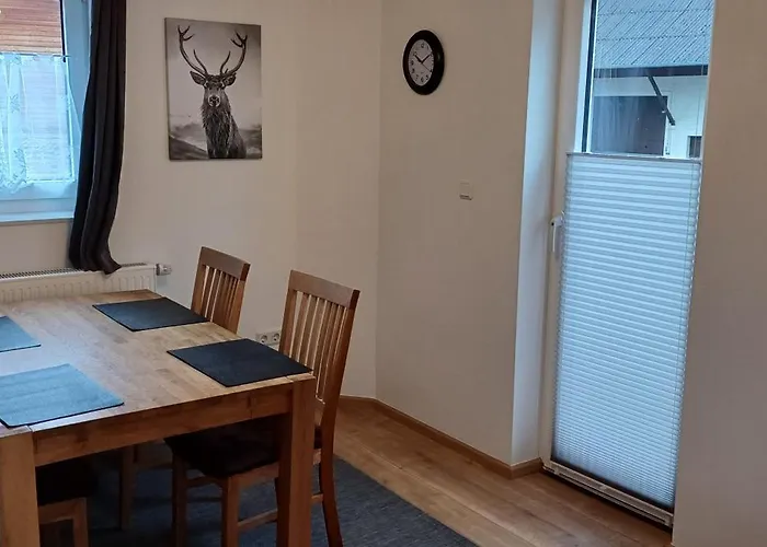 3 Tollgauer Apartament *